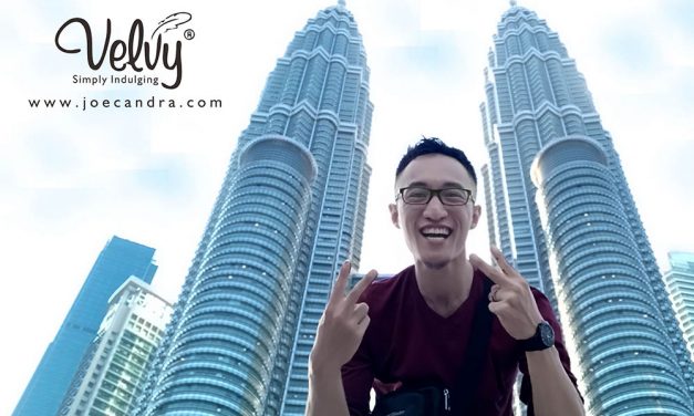 Yakin? Liburan Ke Luar Negeri Demi Melihat Cewek Cantik atau Cowok Cakep?