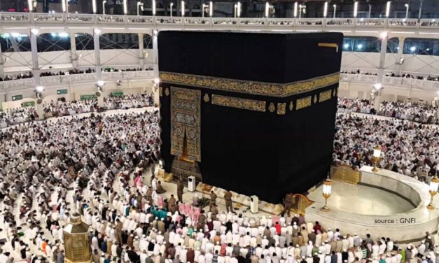 Cuti Kerja Akhir Tahun? Umroh Saja Yuk!