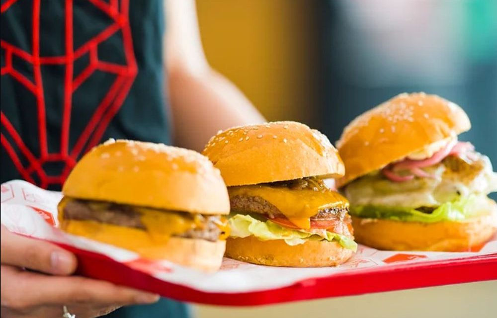 Nikmati Kelezatan Burger dengan Sentuhan Modern di Wolf Burgers