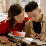 Belajar Word Family dalam Bahasa Inggris: 10 Contoh Kata Turunan yang Wajib Dikuasai Pemula Bersama EF EFEKTA English for Adults