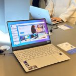 ASUS ExpertBook Ultra Hadirkan Layar Tandem OLED Terbaik di Kelas Laptop Bisnis Premium 2026